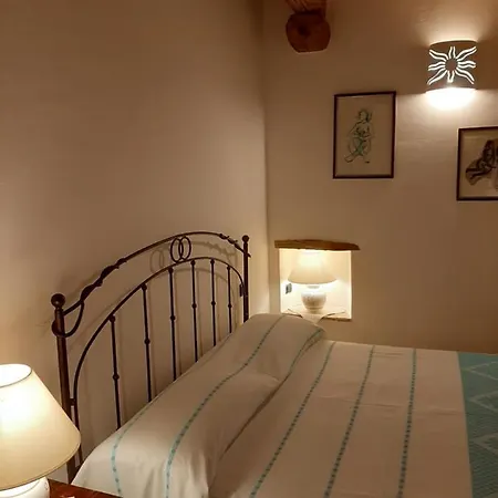 مزرعة للإقامة Casteddu